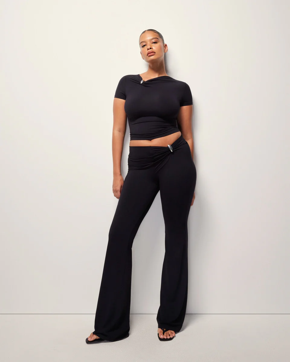 Pierced Short Sleeve Top | Black - Image 4